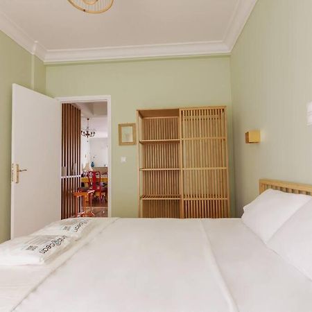 Iphigenia 2 Bedroom Retro Downtown Apartment アテネ エクステリア 写真