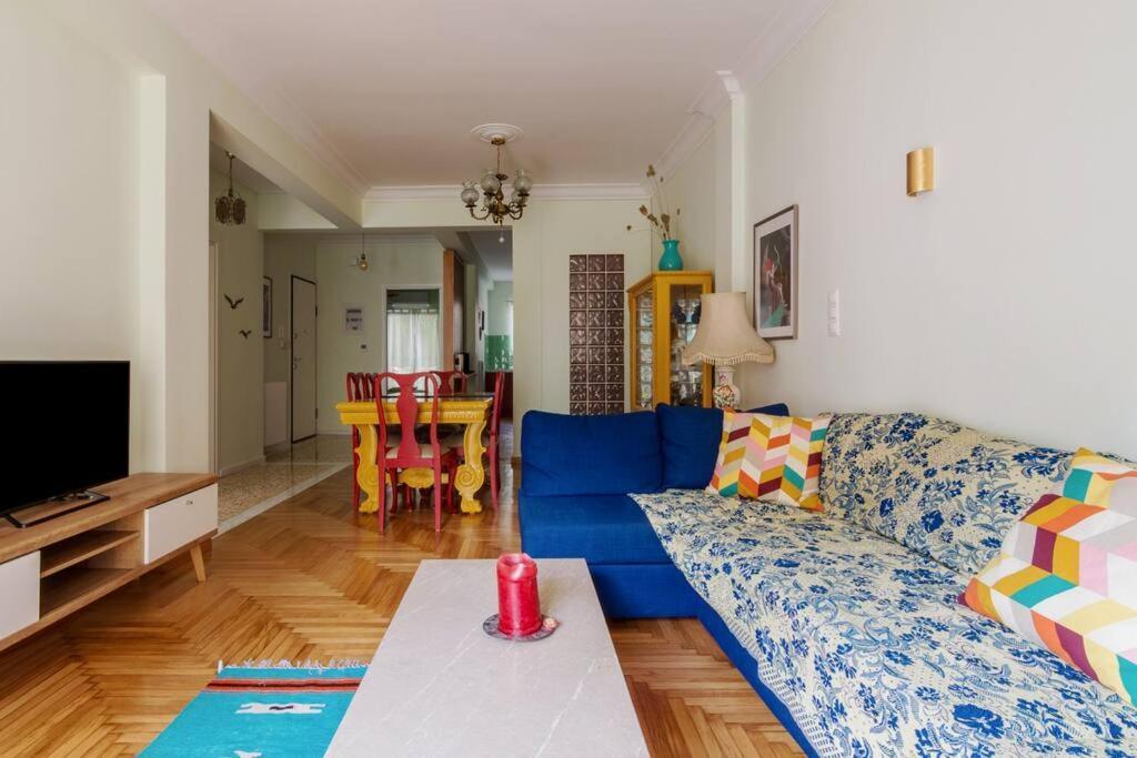 Iphigenia 2 Bedroom Retro Downtown Apartment アテネ エクステリア 写真